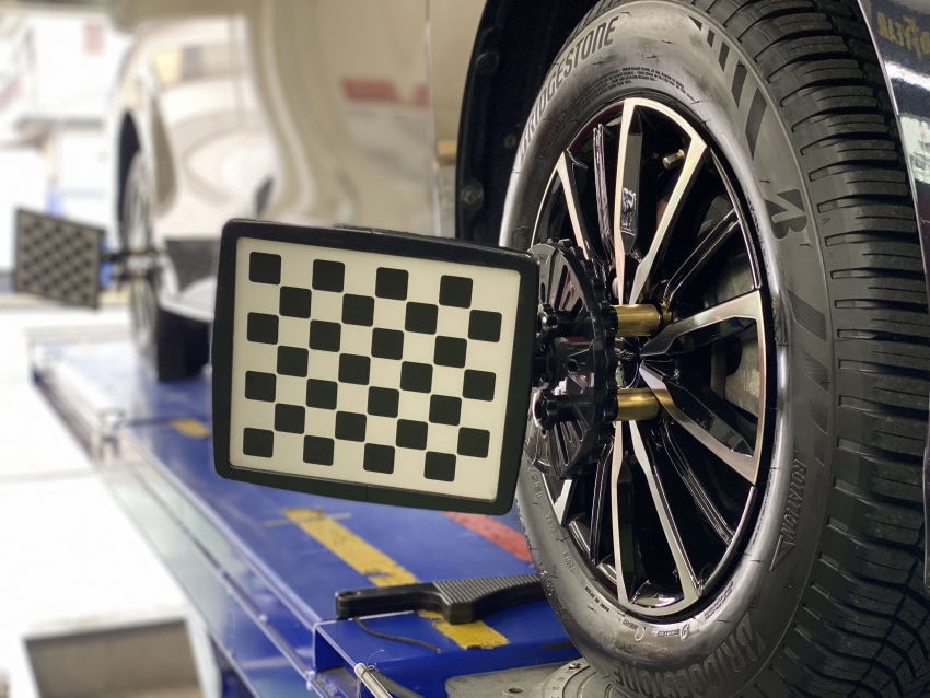 エスクァイア　アライメント (3).JPG