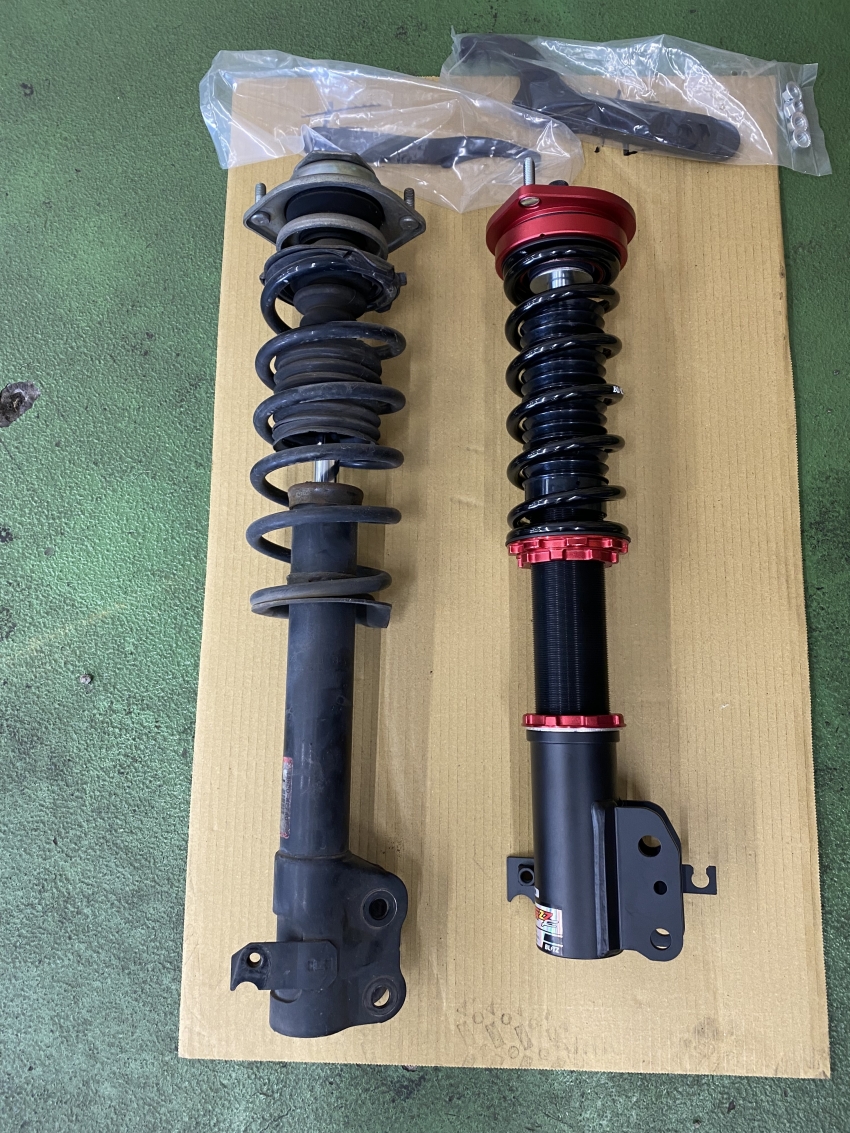 エッセ　車高調 (5).JPG