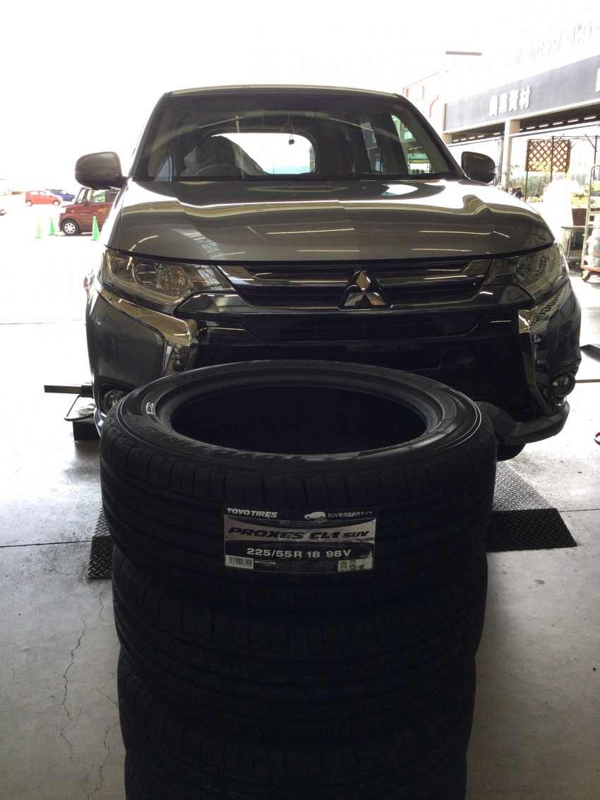 MITOUTLTYCL1SUV (1).JPG